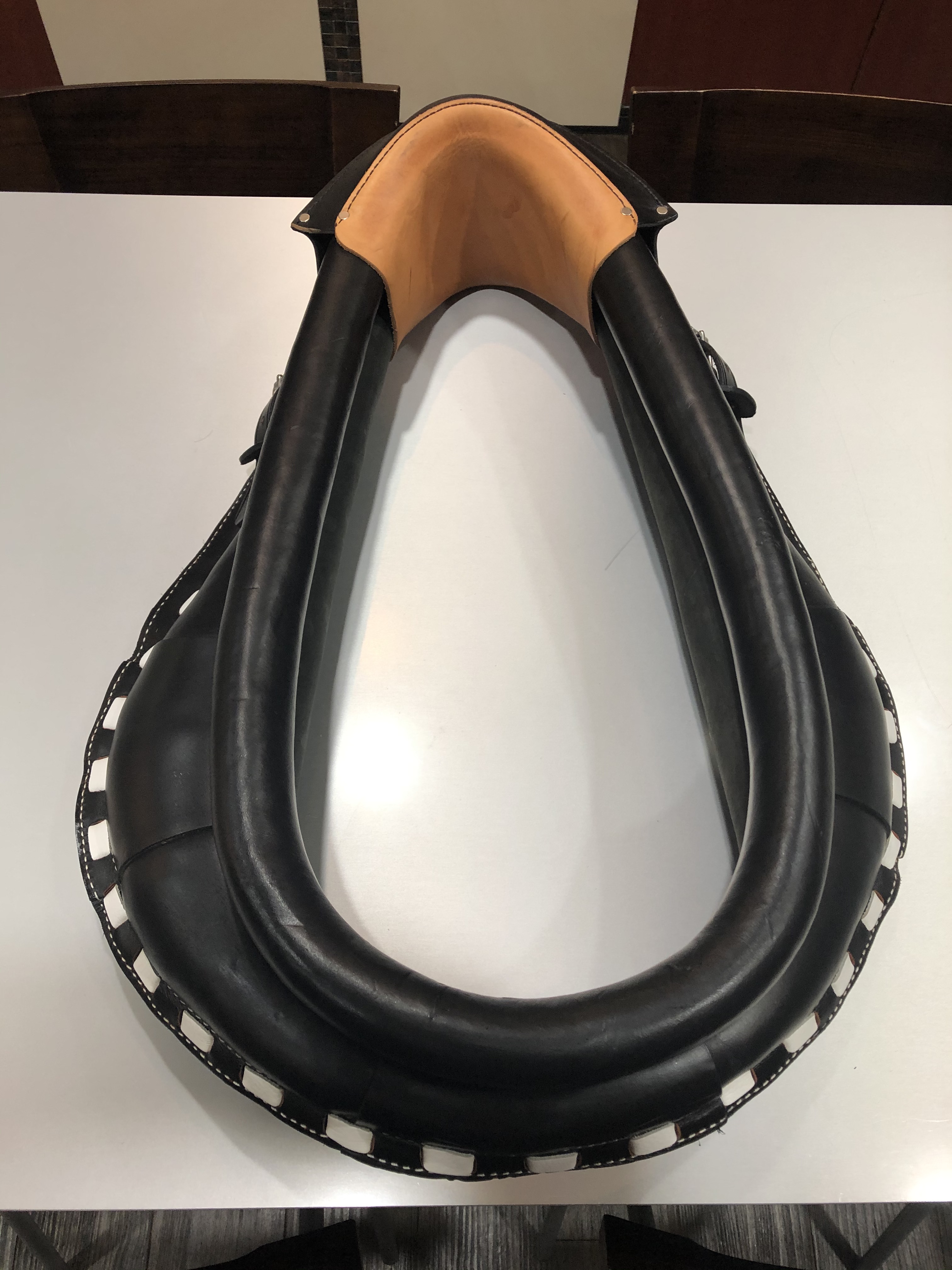 カラー(L)／ハーネス部品