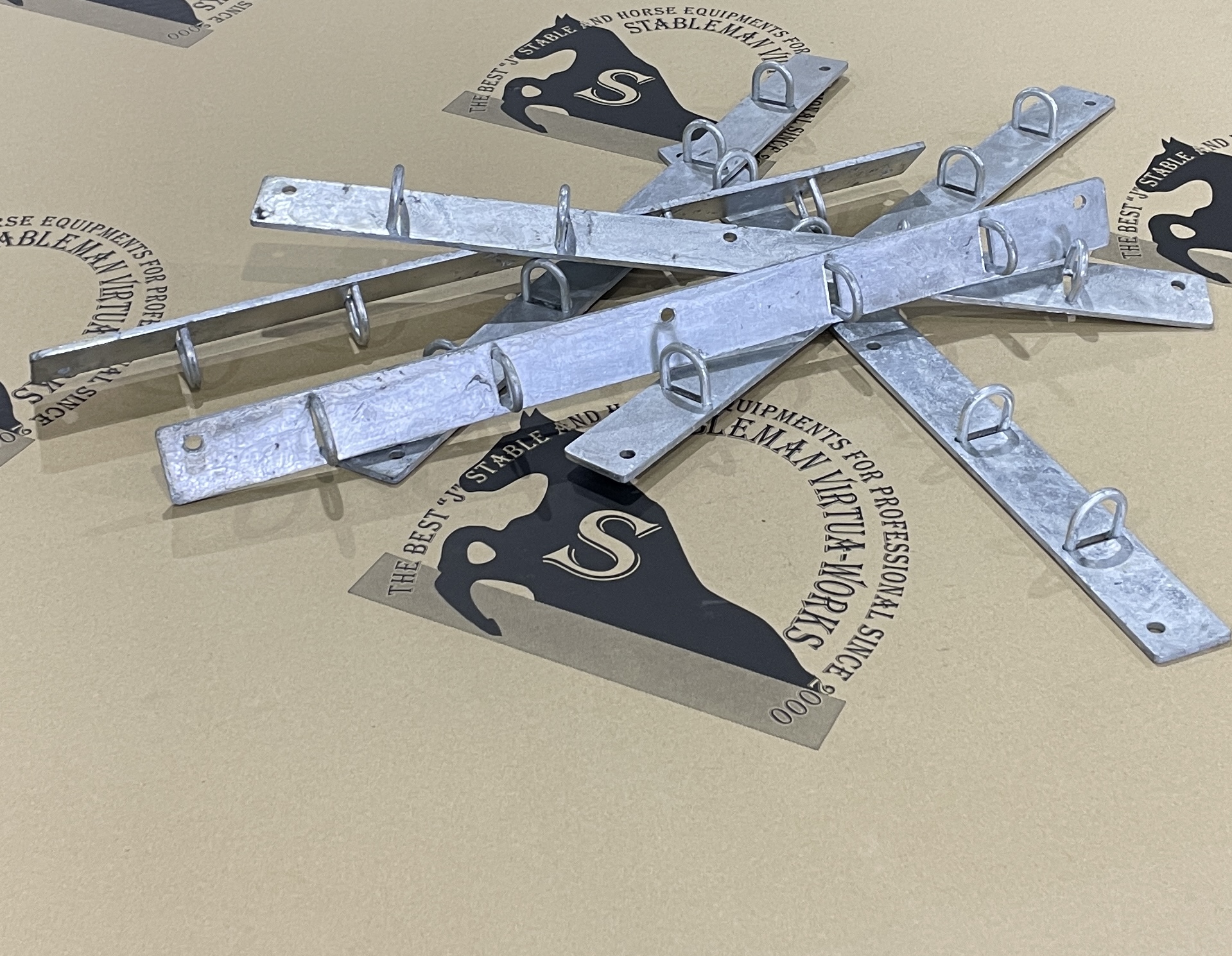 (J品)飼桶フック